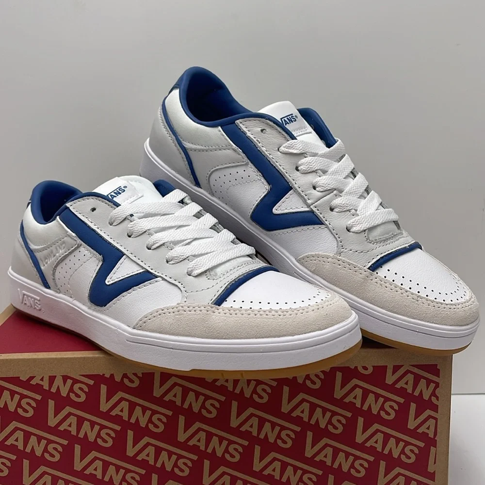 Vans Men’s Lowland Cc Jmp R
Court Navy/White
VN0007P2NAV
Sneakers - Picture 5 of 16